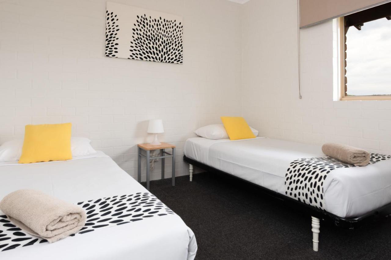 Geraldton'S Ocean West Holiday Units & Short Stay Accommodation Exterior photo